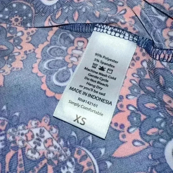 Lularoe XS Violet purple damask pattern Azure A-line skirt . NWT - Picture 3 of 5